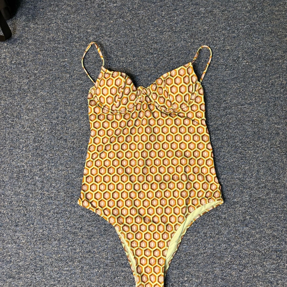 Geometric Patterned Swimsuit